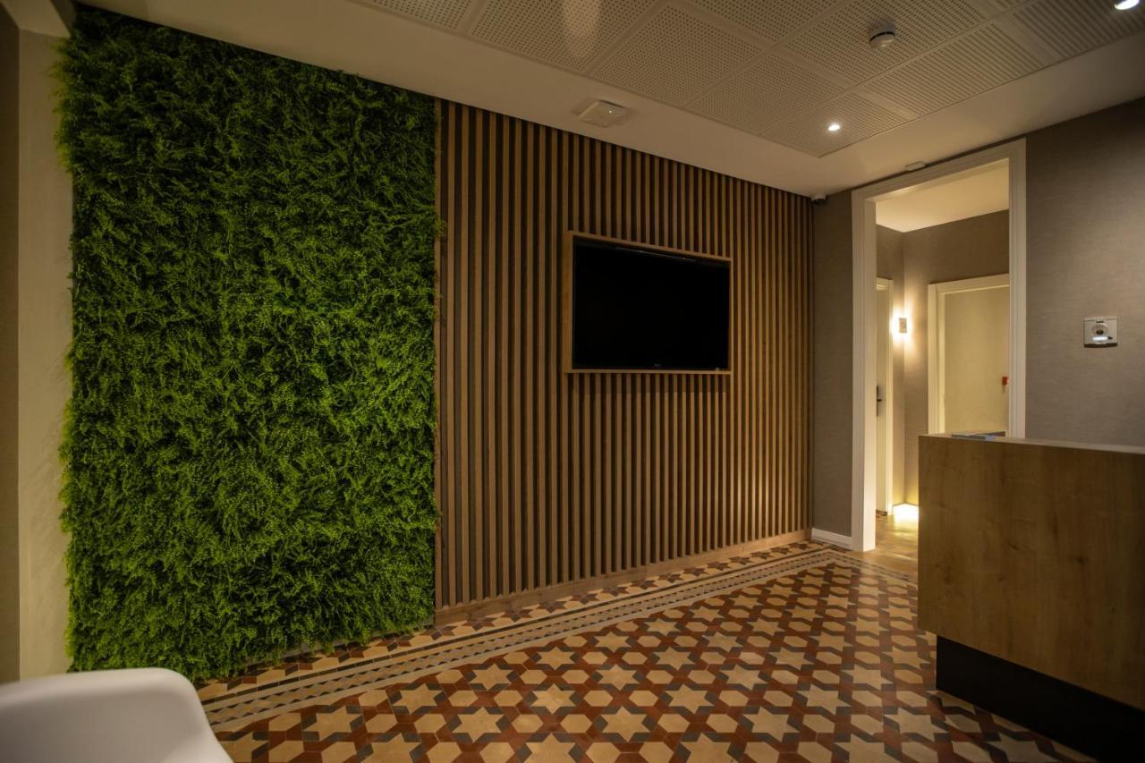 Fontanella By Bcn Urban Rooms Barcelona Exterior foto